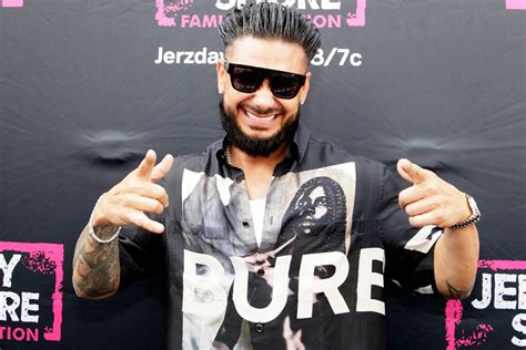 Paul DJ Pauly D DelVecchio Details Girlfriend。